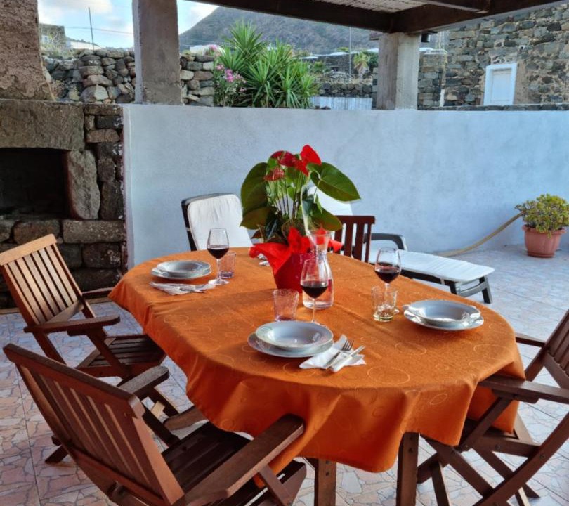 Photo of Patio Balcony in Pantelleria