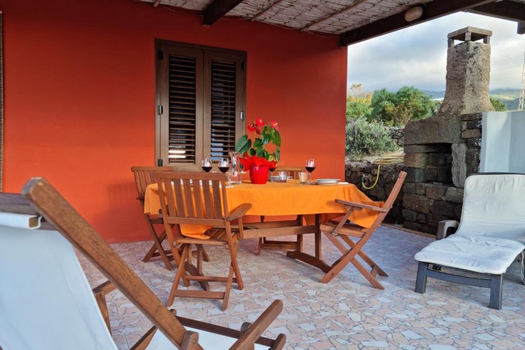 Photo of Patio Balcony in Pantelleria