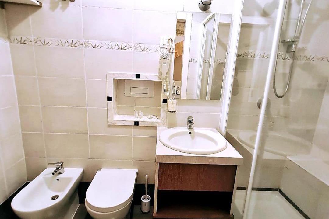 Photo of Bathroom in Ortigia