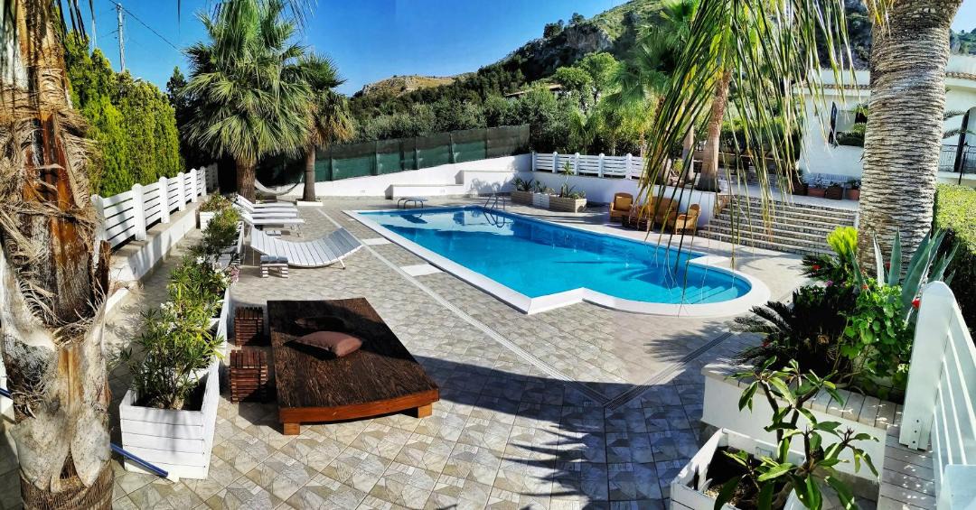 Photo of Outdoor in Bonagia
