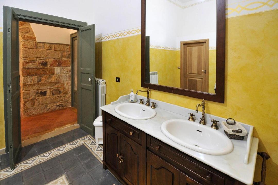 Photo of Bathroom in Cerami