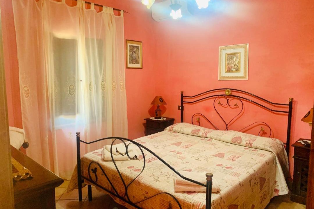 Photo of Bedroom in Trapani City Centre