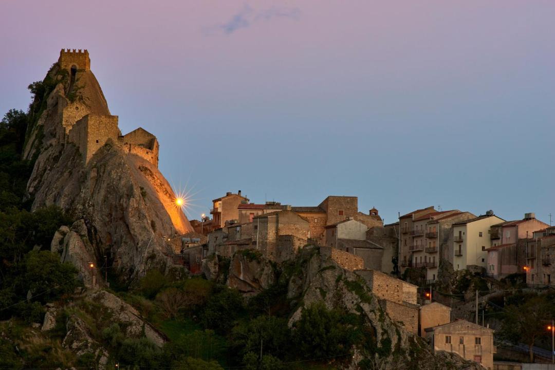 Photo of Buildings in Sperlinga