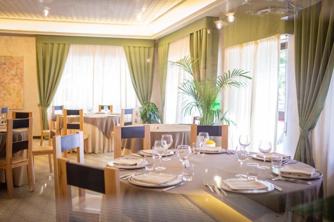 Photo of Others in Taverna