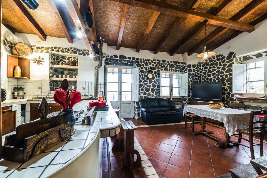 Photo of Livingroom in Motta Camastra