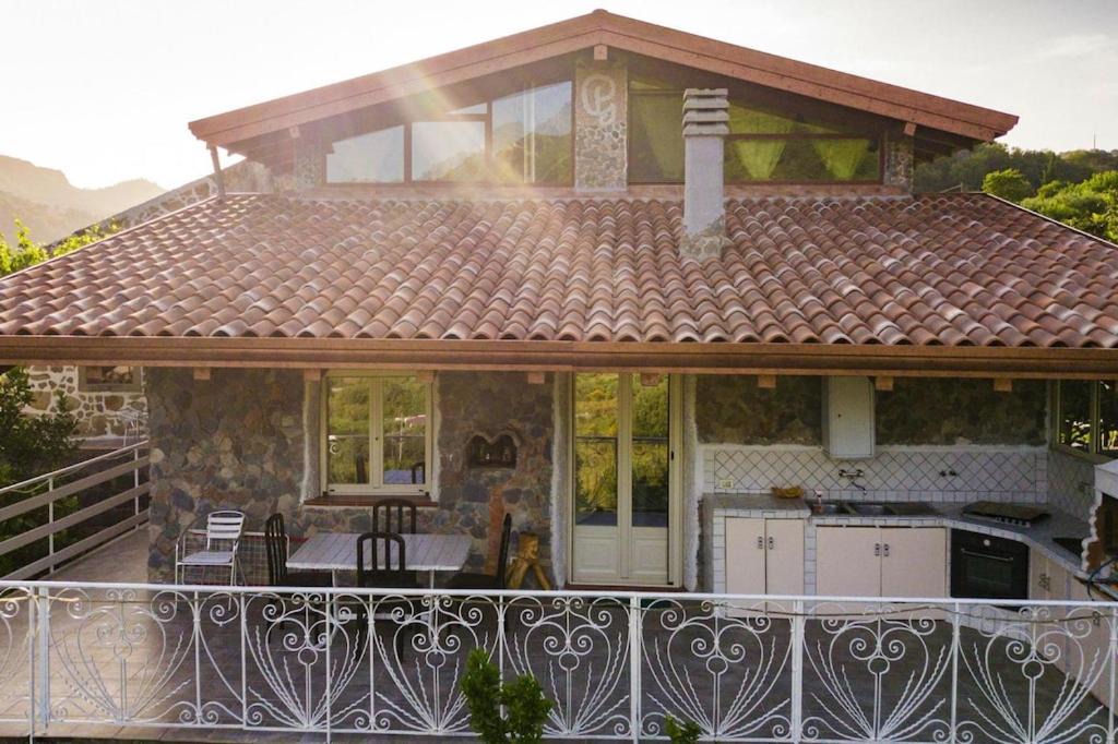 Photo of Buildings in Motta Camastra