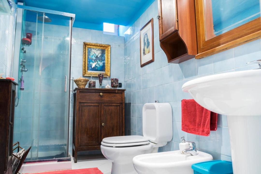 Photo of Bathroom in Borgo-Sanzio