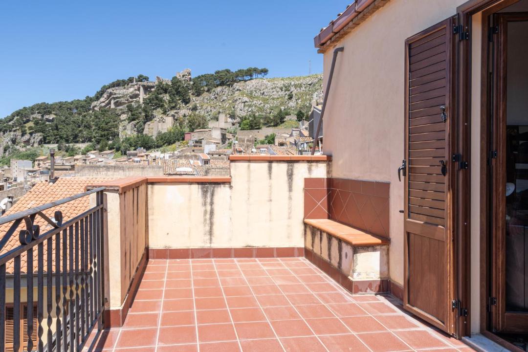 Photo of Patio Balcony in Caltavuturo
