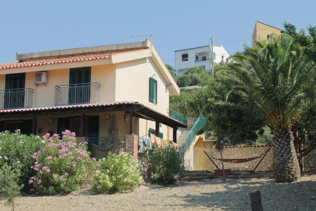 Photo of Others in Licata