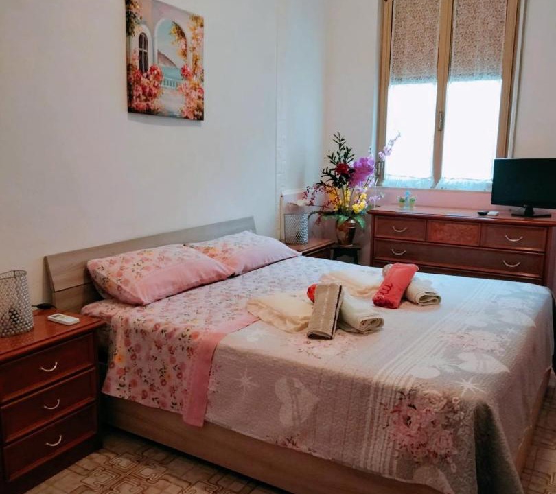 Photo of Bedroom in Avola