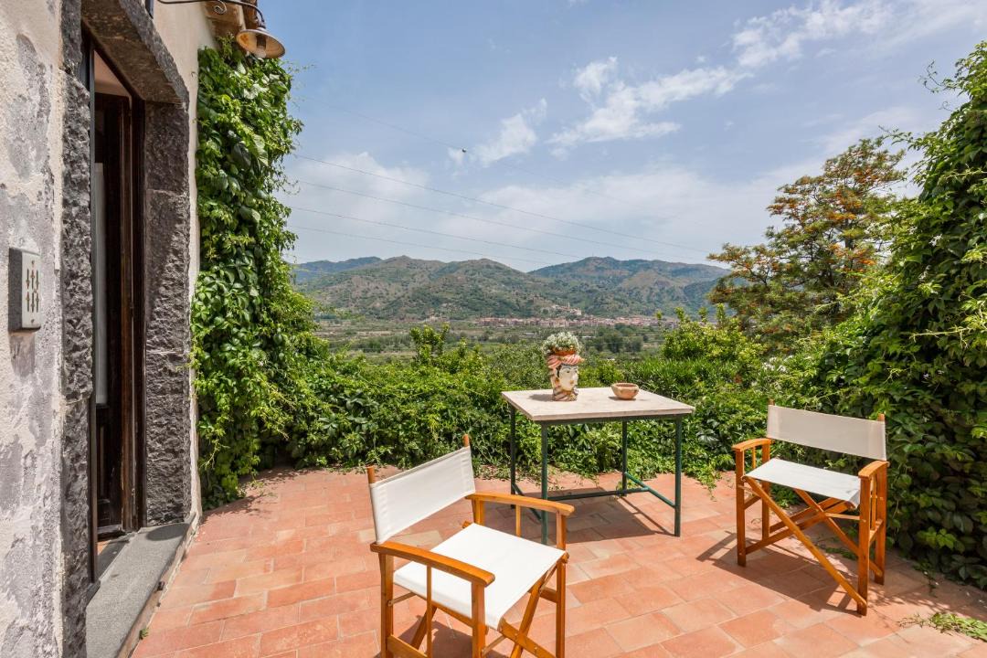 Photo of Patio Balcony in Mitogio