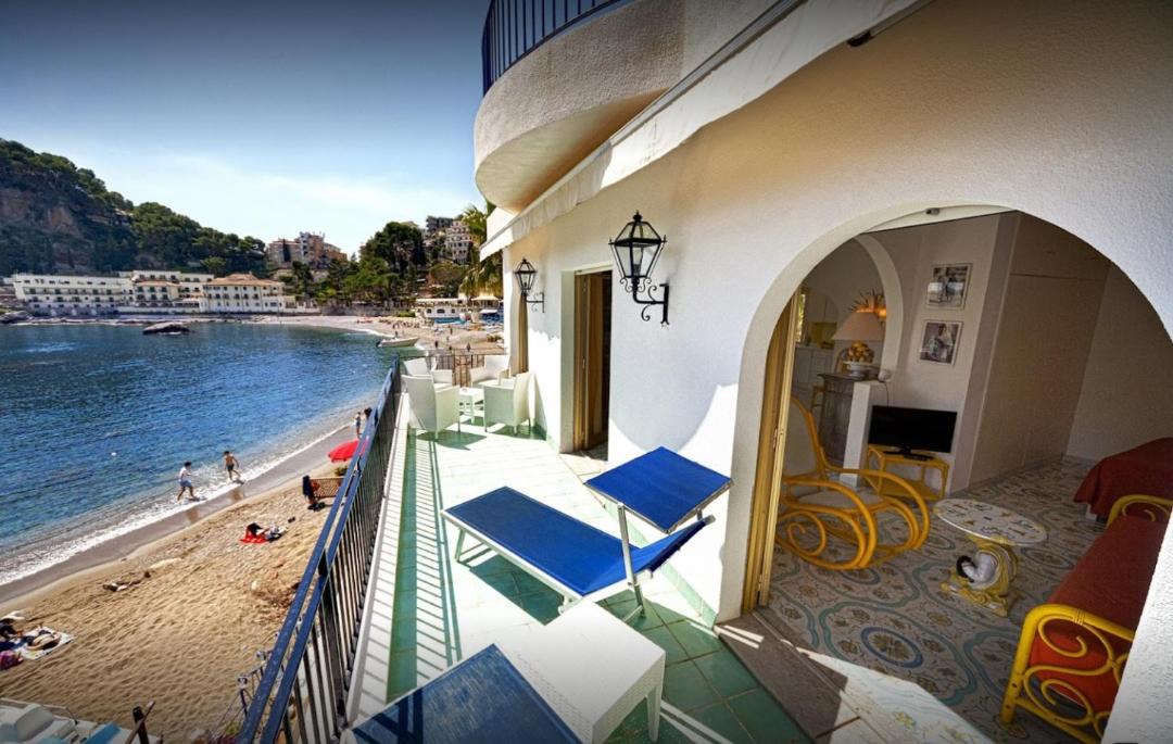 Photo of Patio Balcony in Mazzaro