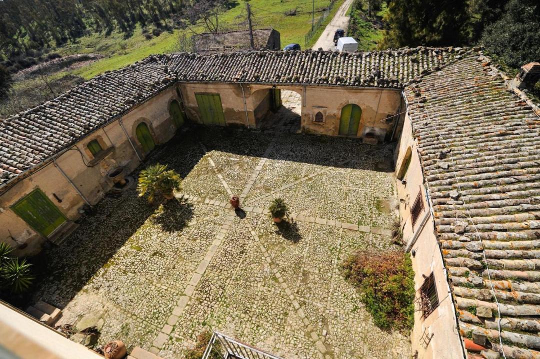 Photo of Buildings in Cerami