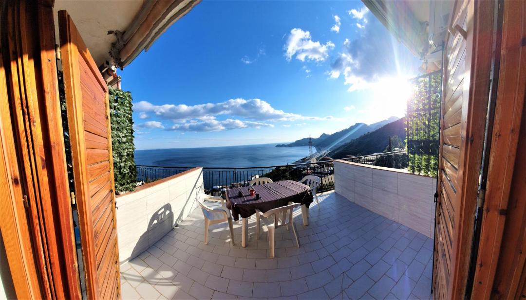 Photo of Patio Balcony in Letojanni