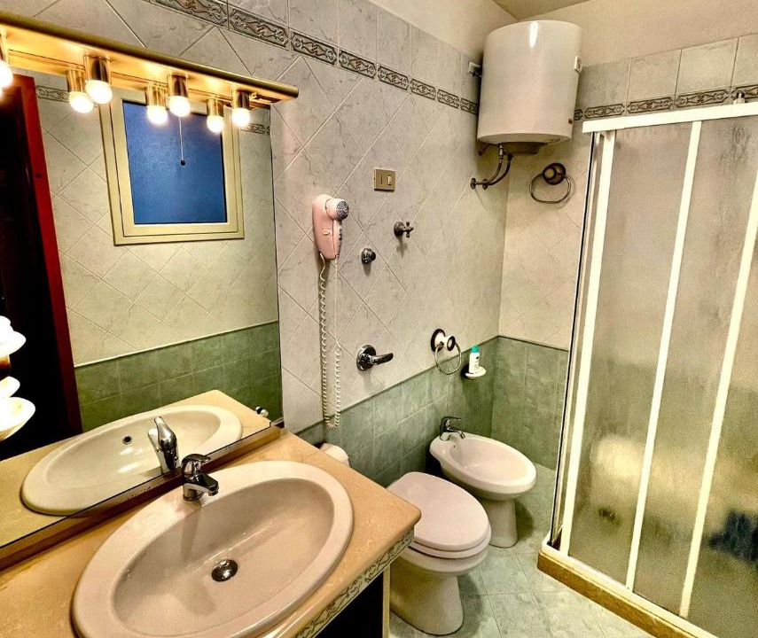 Photo of Bathroom in Marettimo