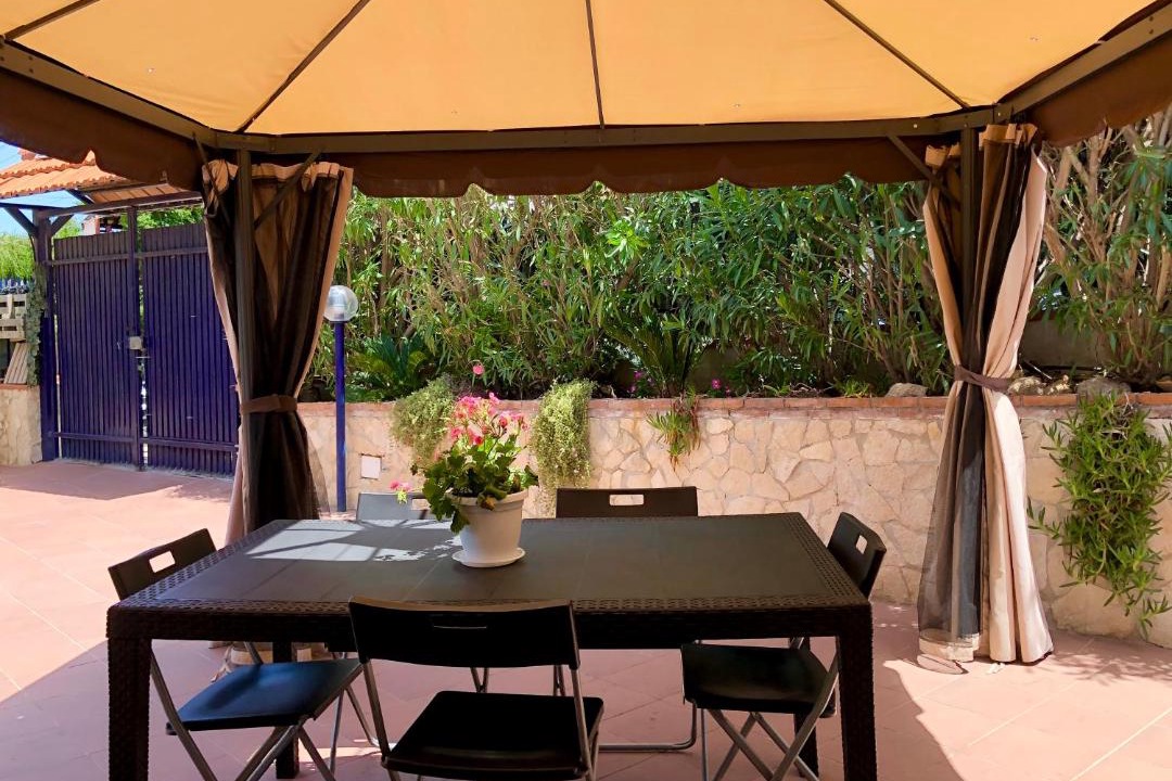 Photo of Patio Balcony in Costa Saracena-Castelluccio