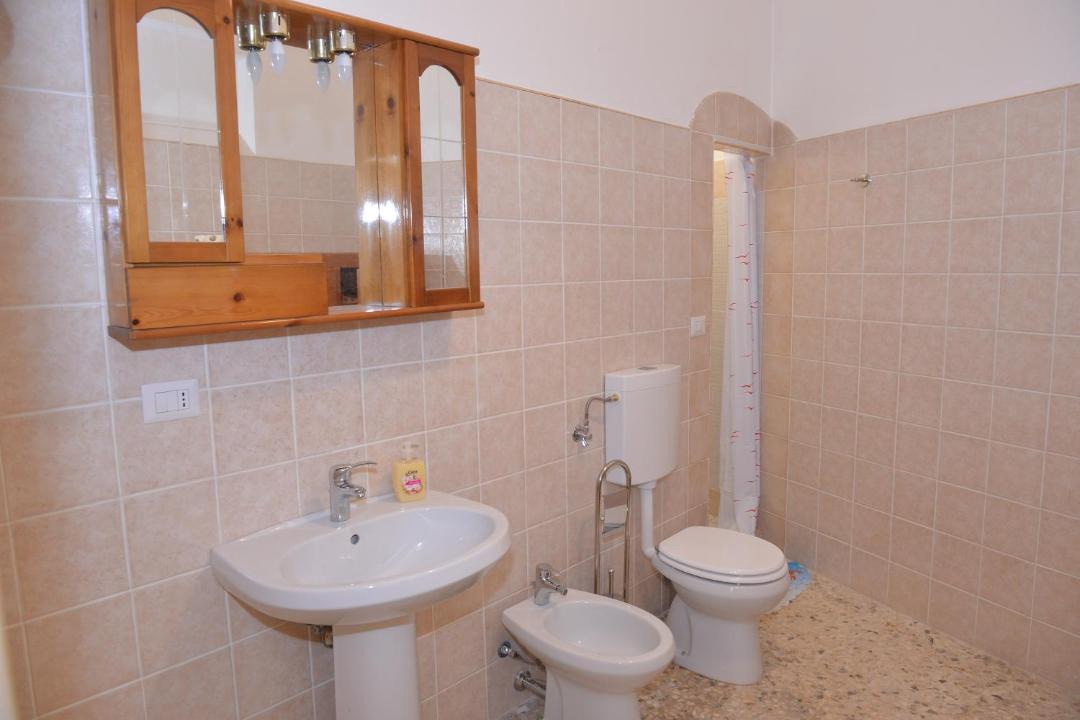 Photo of Bathroom in Avola