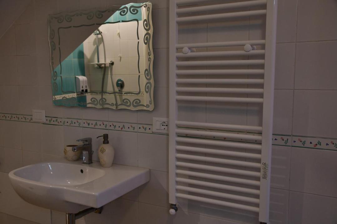 Photo of Bathroom in Taormina City Centre