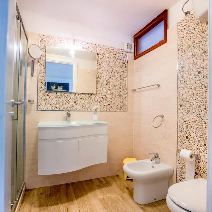 Photo of Bathroom in Pollina