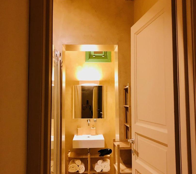 Photo of Bathroom in Menfi