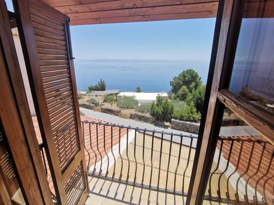 Photo of Patio Balcony in Leni