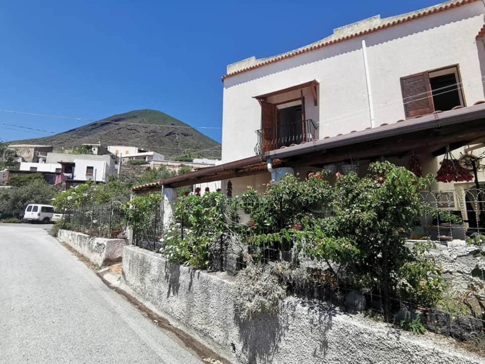 Photo of Buildings in Leni