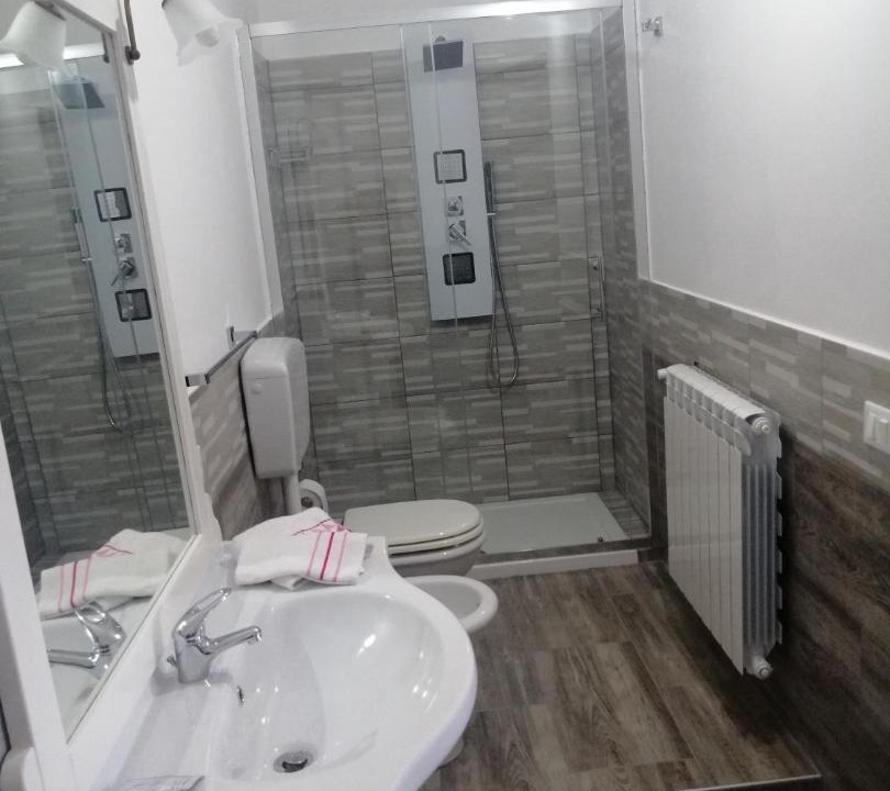 Photo of Bathroom in Bisacquino