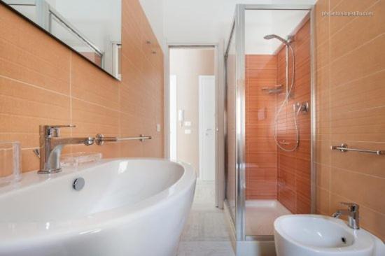 Photo of Bathroom in Trapani City Centre