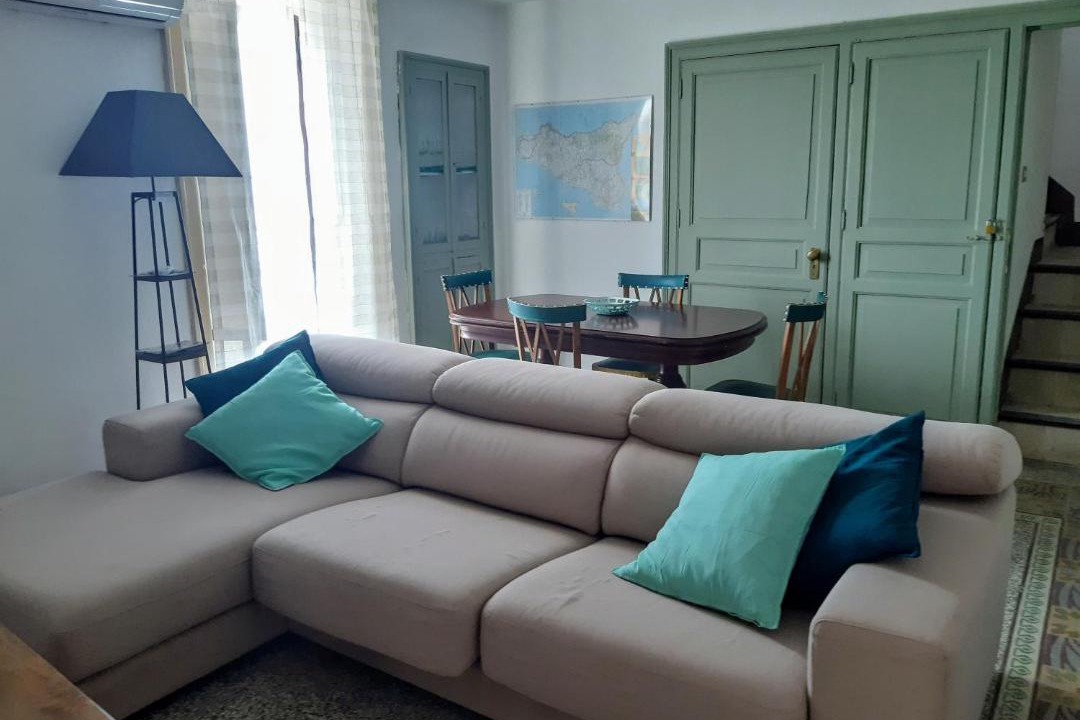 Photo of Livingroom in Petralia Soprana