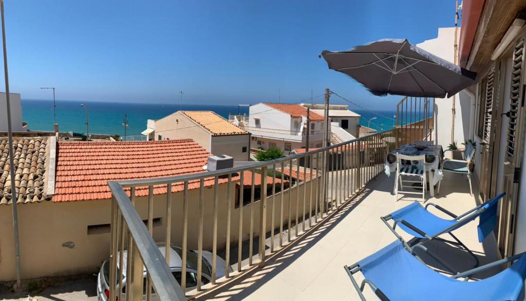 Photo of Patio Balcony in Cava dʼAliga