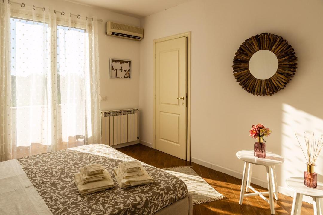 Photo of Bedroom in Carini
