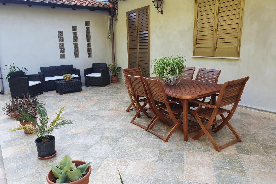 Photo of Patio Balcony in Naro