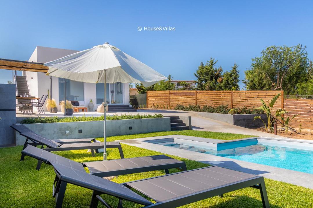Photo of Outdoor in Avola