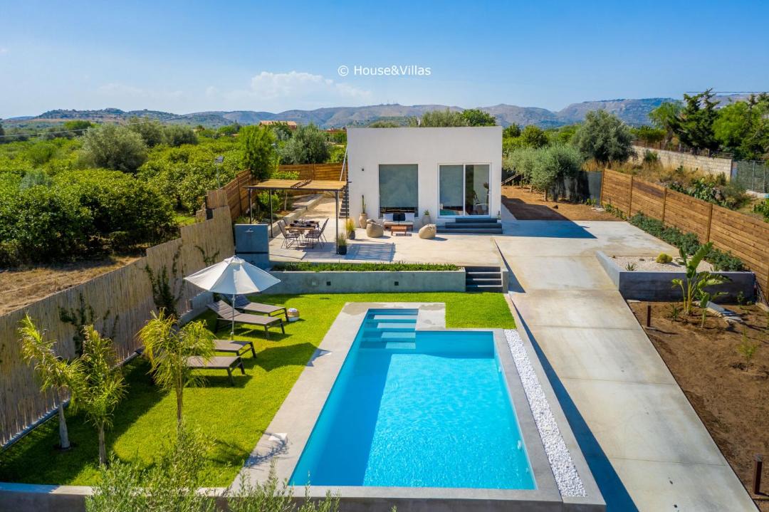 Photo of Outdoor in Avola