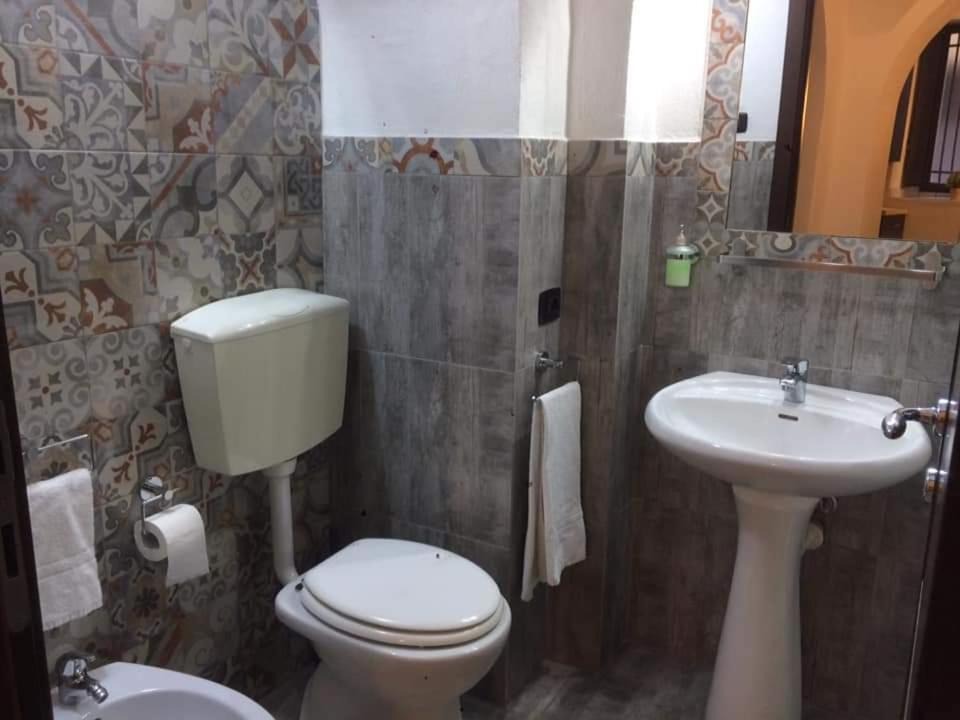 Photo of Bathroom in Biancavilla