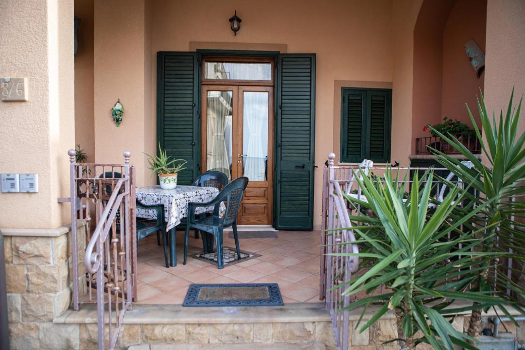 Photo of Patio Balcony in Marina di Caronia