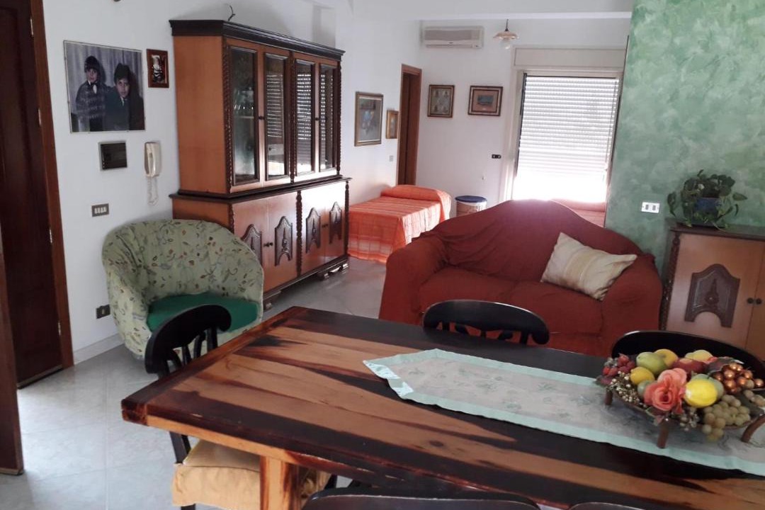 Photo of Livingroom in Barcellona Pozzo di Gotto