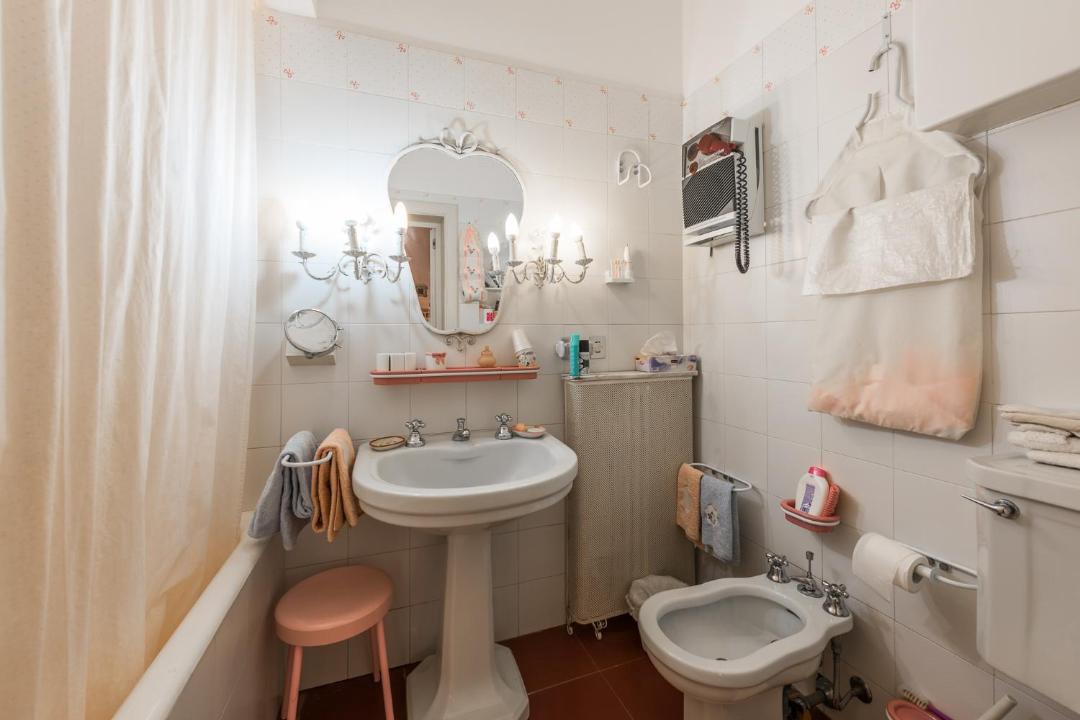 Photo of Bathroom in Leni