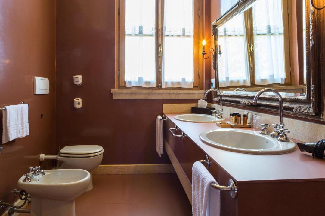 Photo of Bathroom in Santa Cristina Gela