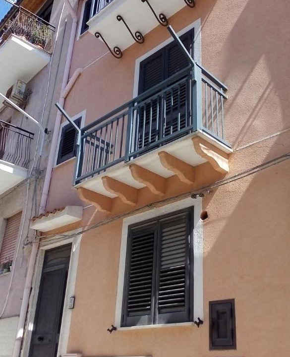 Photo of Buildings in Montallegro