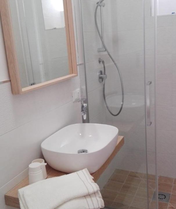 Photo of Bathroom in Marettimo