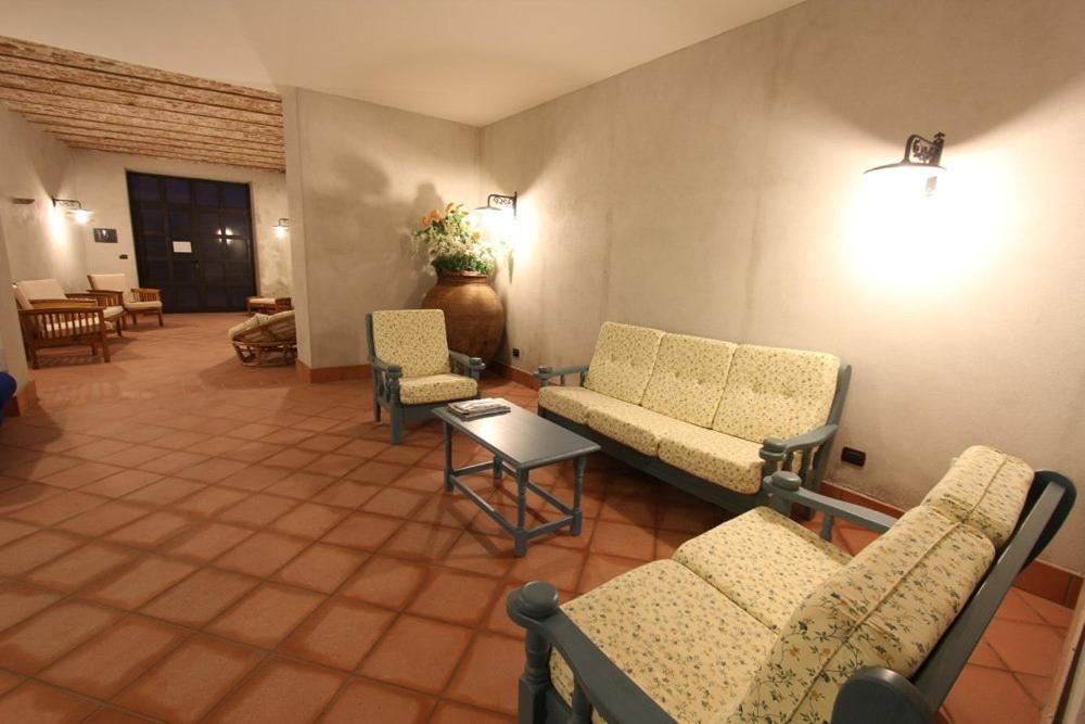 Photo of Livingroom in Mili San Pietro