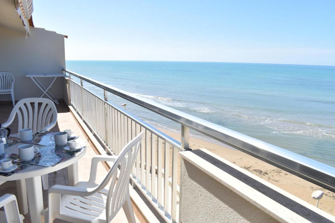 Photo of Patio Balcony in Punta Secca