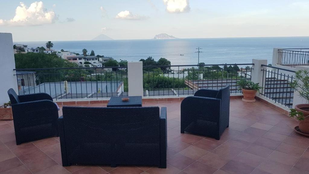 Photo of Patio Balcony in Santa Marina Salina