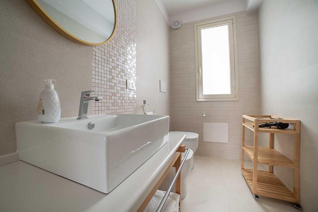 Photo of Bathroom in Avola