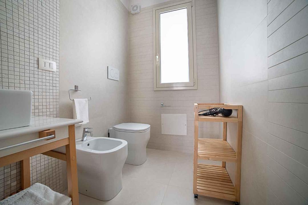 Photo of Bathroom in Avola