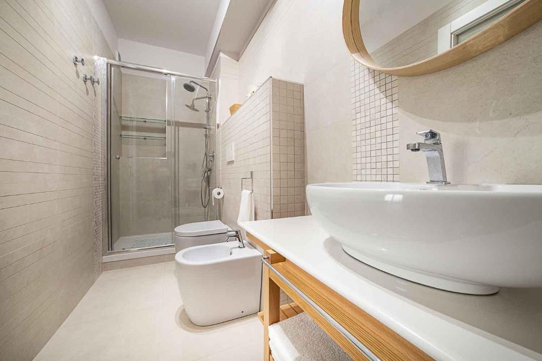 Photo of Bathroom in Avola