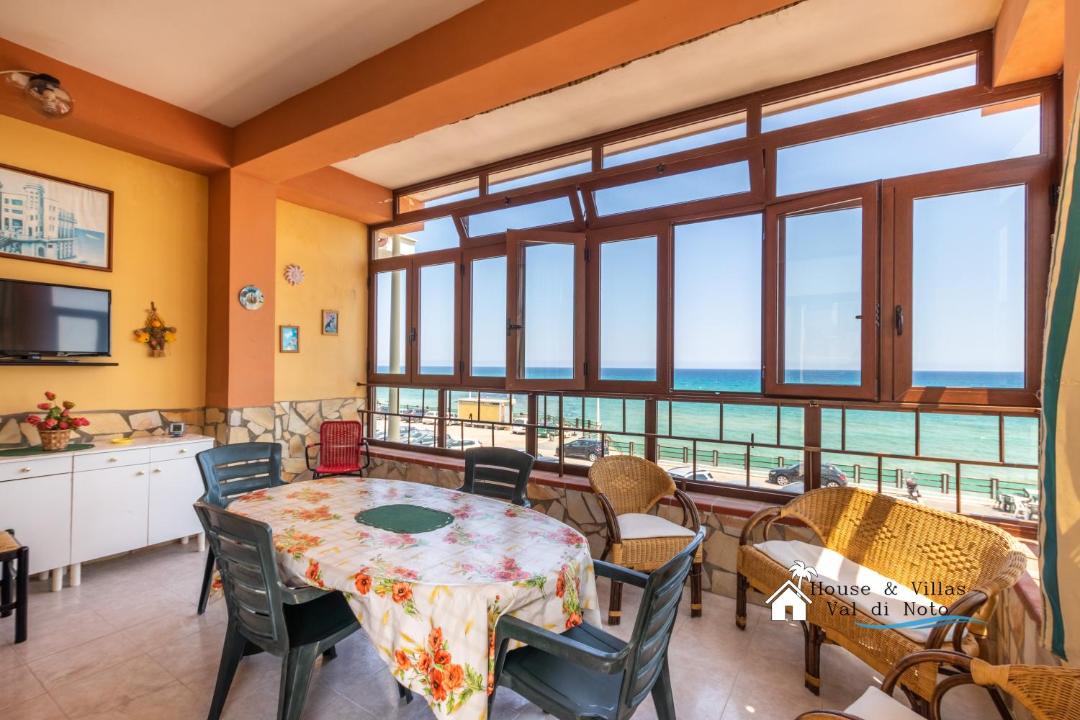 Photo of Livingroom in Noto Marina