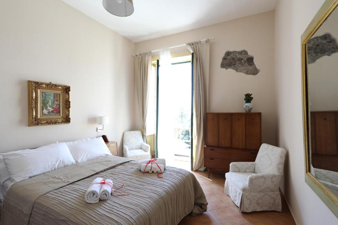 Photo of Bedroom in Taormina City Centre