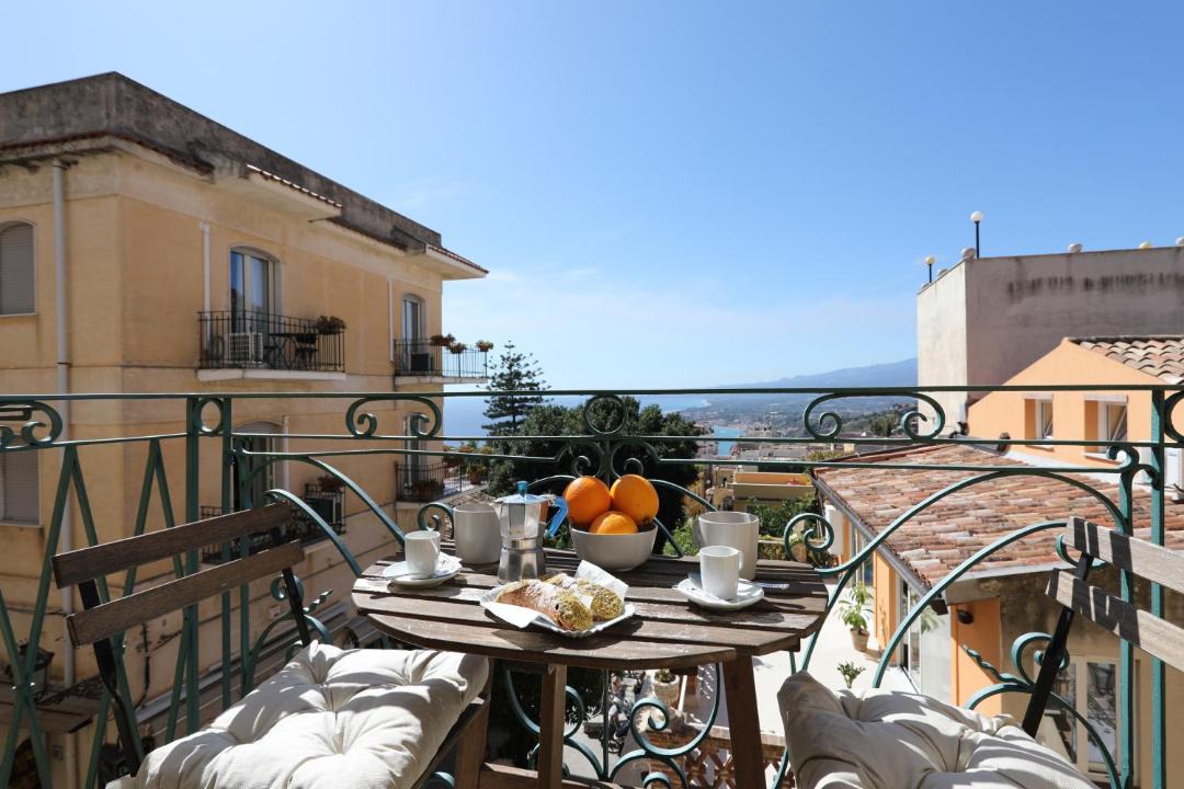 Photo of Patio Balcony in Taormina City Centre